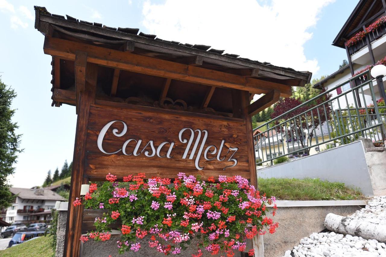 Residence Hotel Casa Metz Santa Cristina Val Gardena Exterior foto