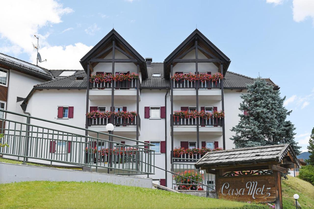 Residence Hotel Casa Metz Santa Cristina Val Gardena Exterior foto